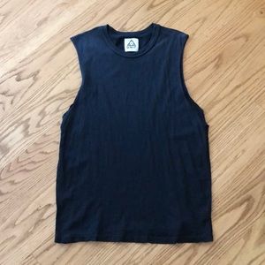 Staple tank
